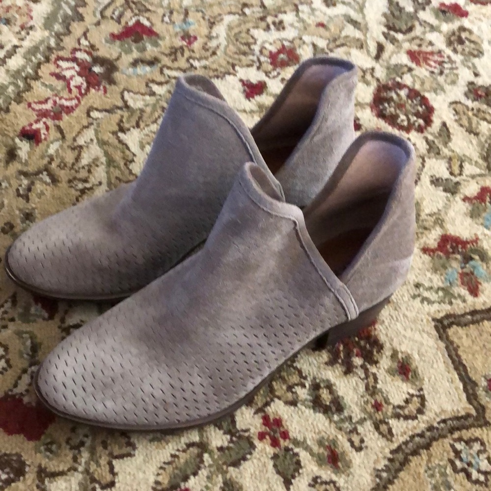 Shoe booties